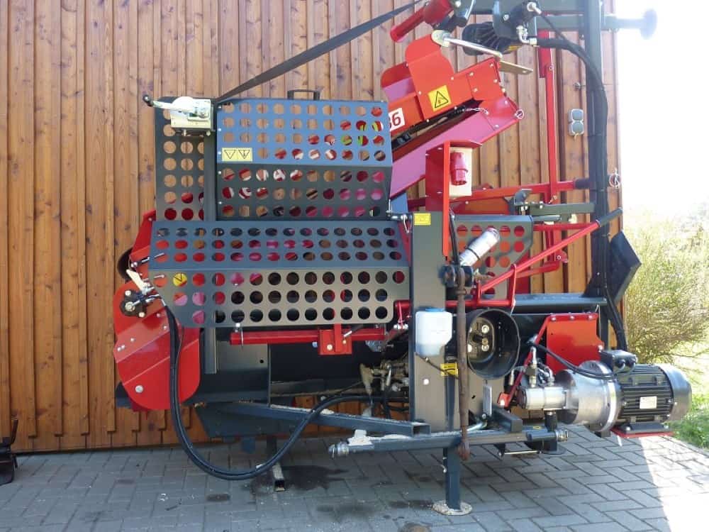  Pilkemaster-EVO-36-Saegespaltautomat-Traktorantrieb-mit-Elektromotor-kombiniert-kaufen-forsttechnik-koenemann